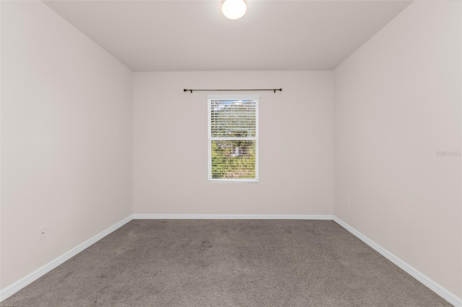 Image 31 of 41 For 26567 Deep Creek Boulevard