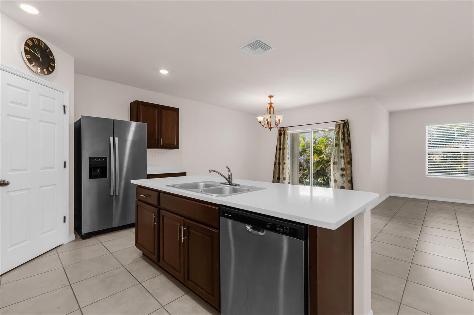 Image 7 of 41 For 26567 Deep Creek Boulevard