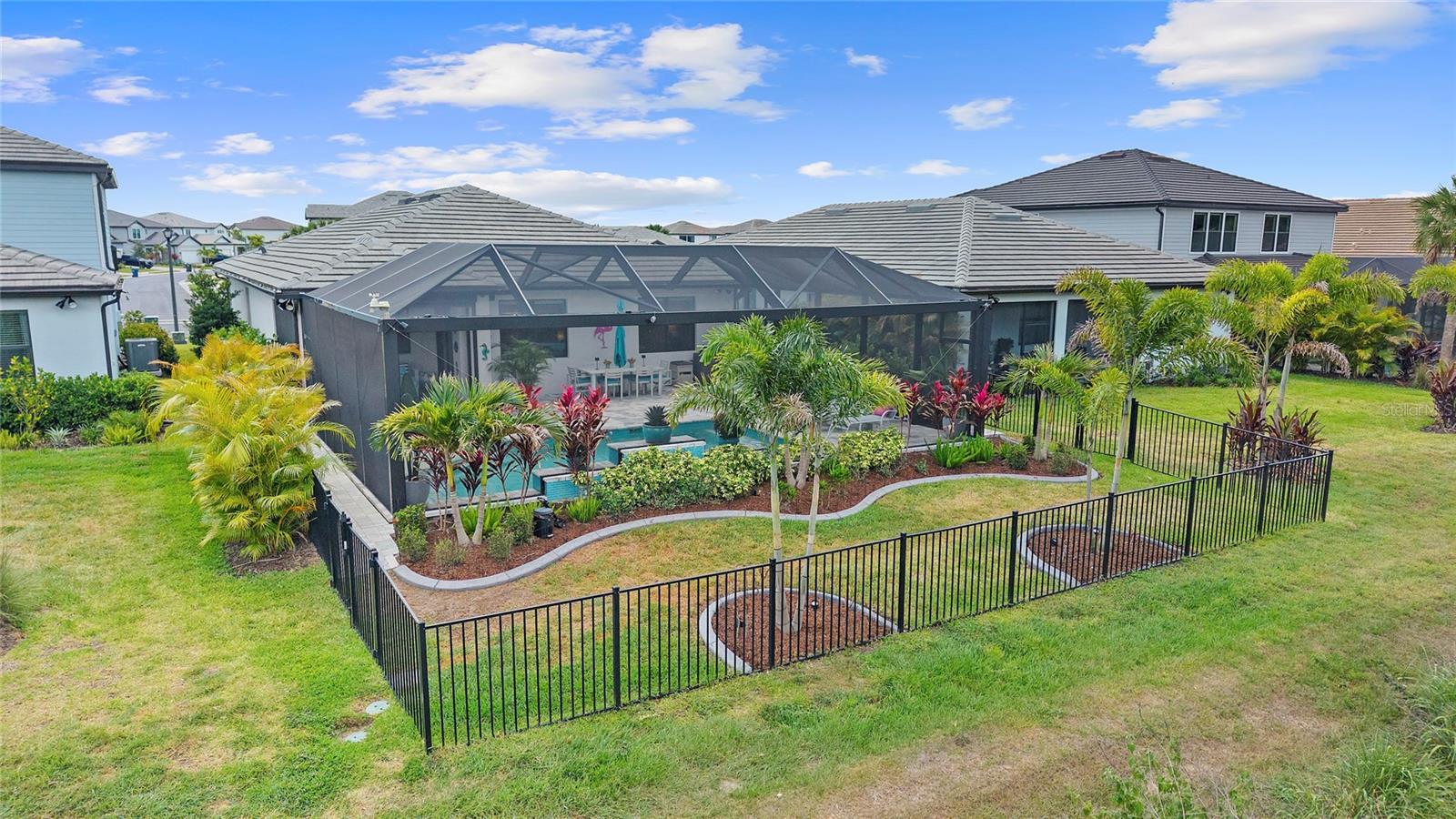 Image 47 of 59 For 5437 Silverside Pine Court