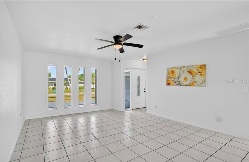 Image 3 of 58 For 918 35th Street
