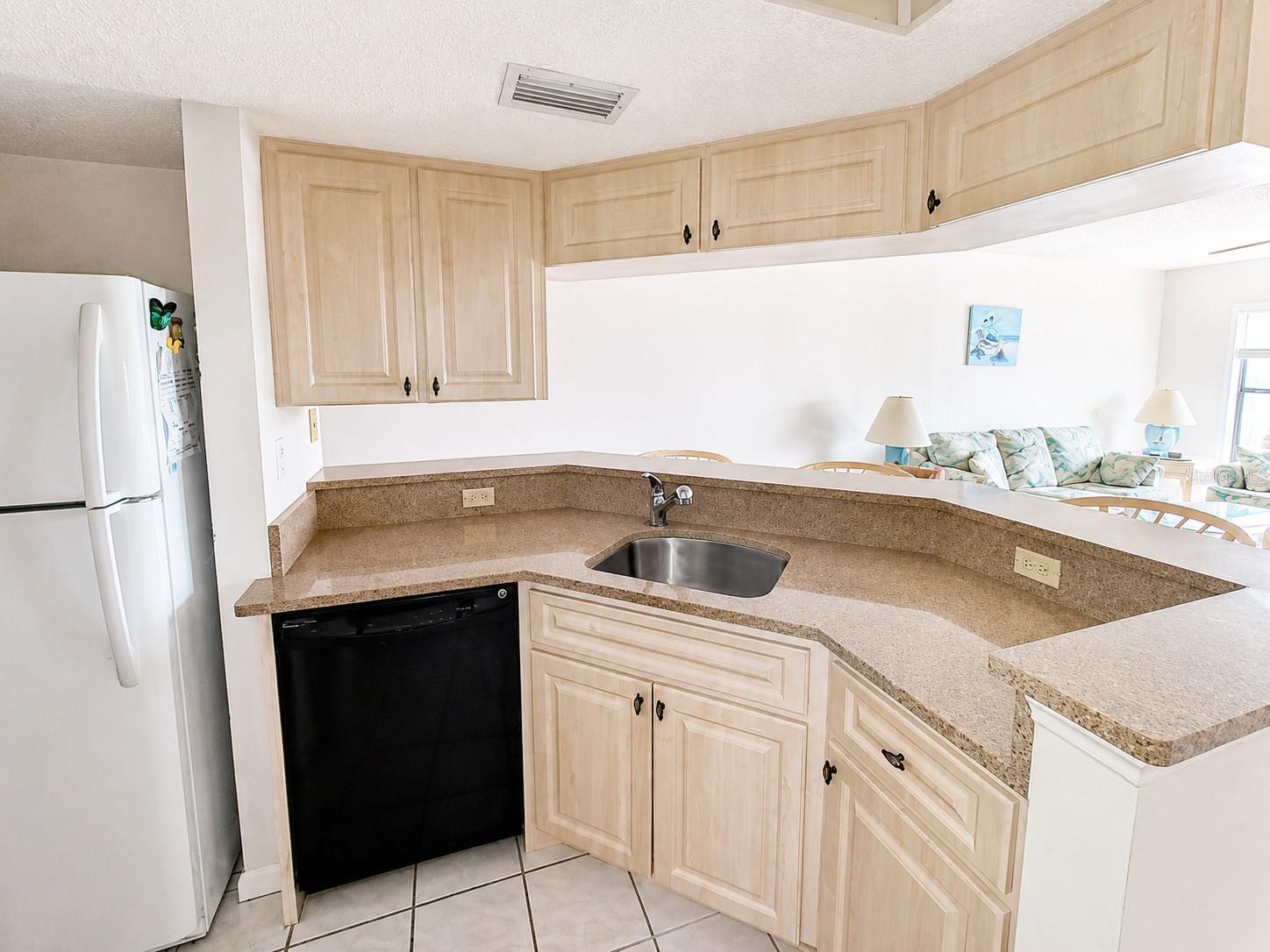 Image 8 of 22 For 3256 White Ibis Court 35