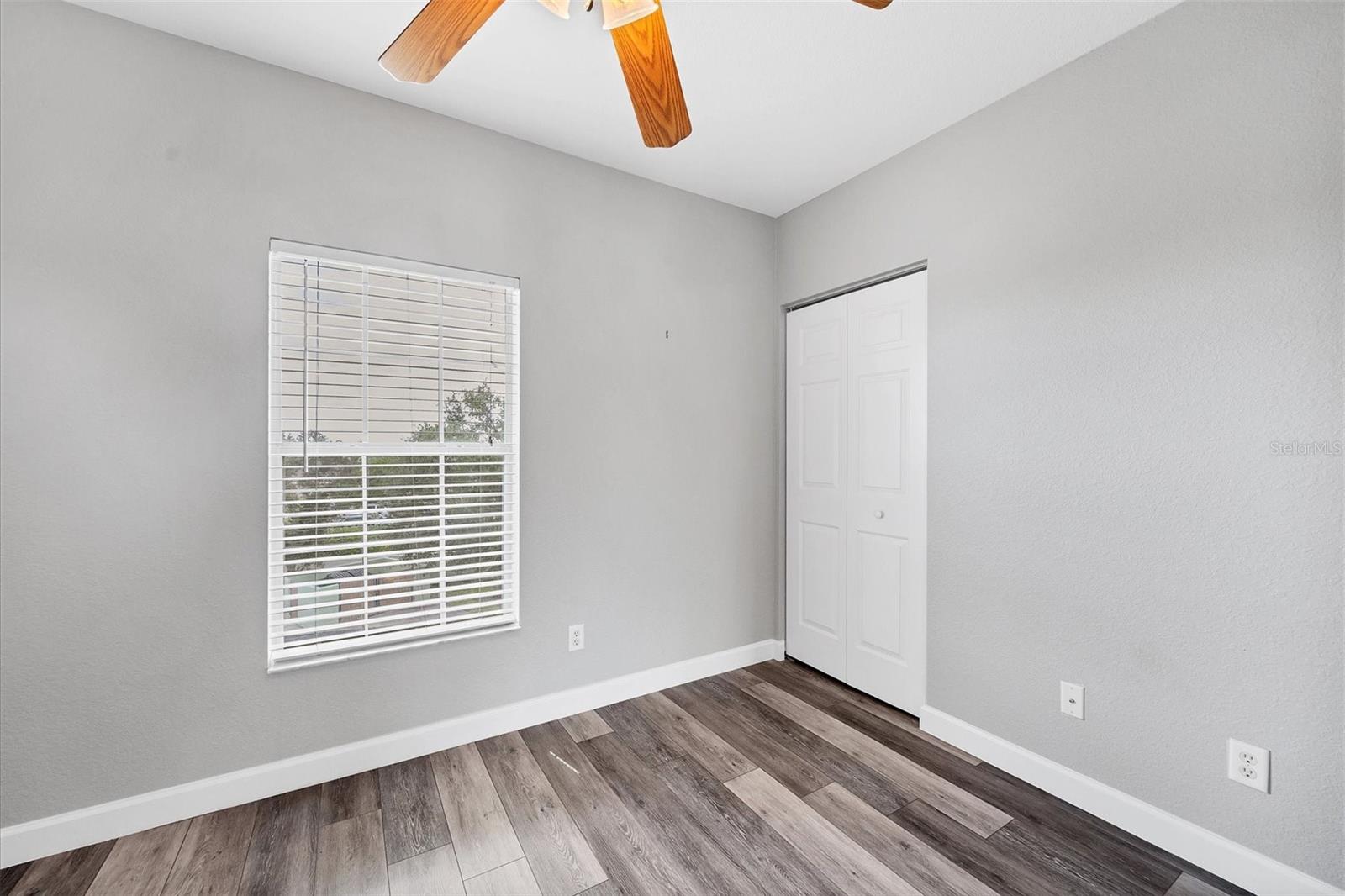 Image 18 of 39 For 2040 Willow Hammock Circle 301
