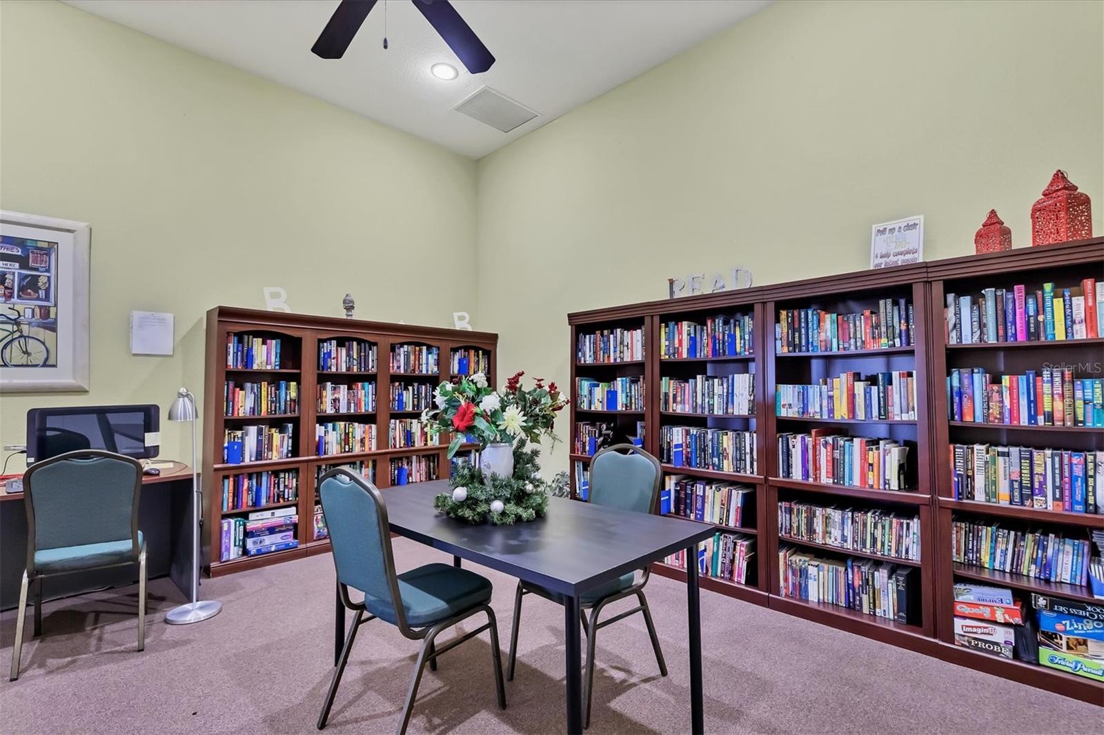 Image 33 of 39 For 2040 Willow Hammock Circle 301