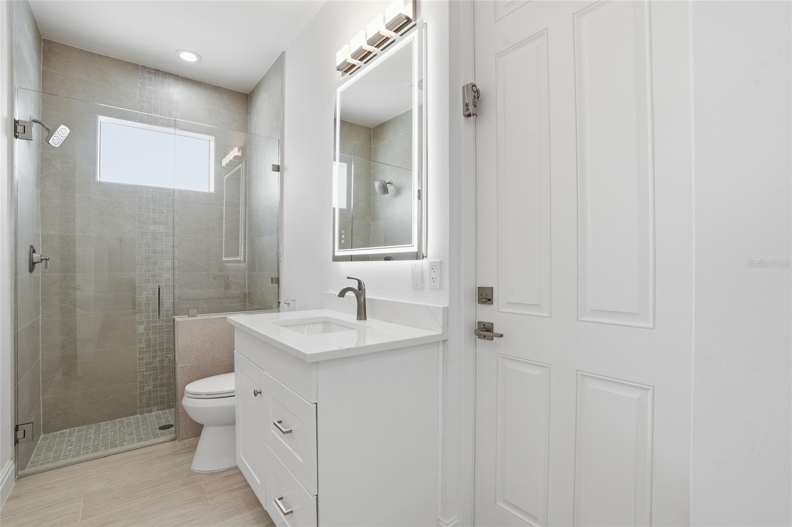 Image 31 of 68 For 1625 44th Terrace