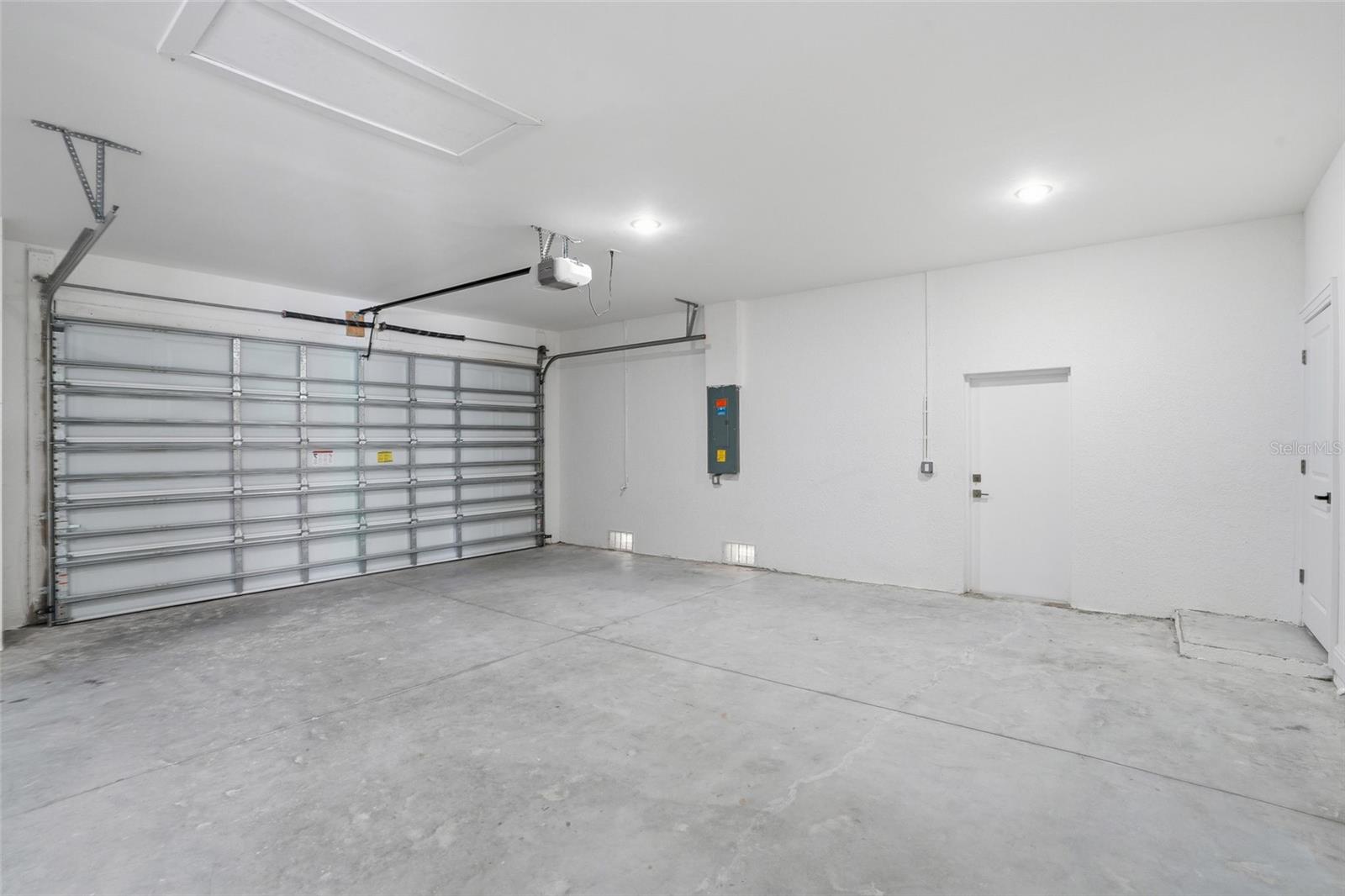 Image 39 of 68 For 1625 44th Terrace