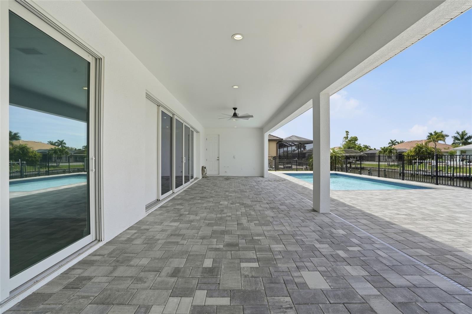 Image 43 of 68 For 1625 44th Terrace