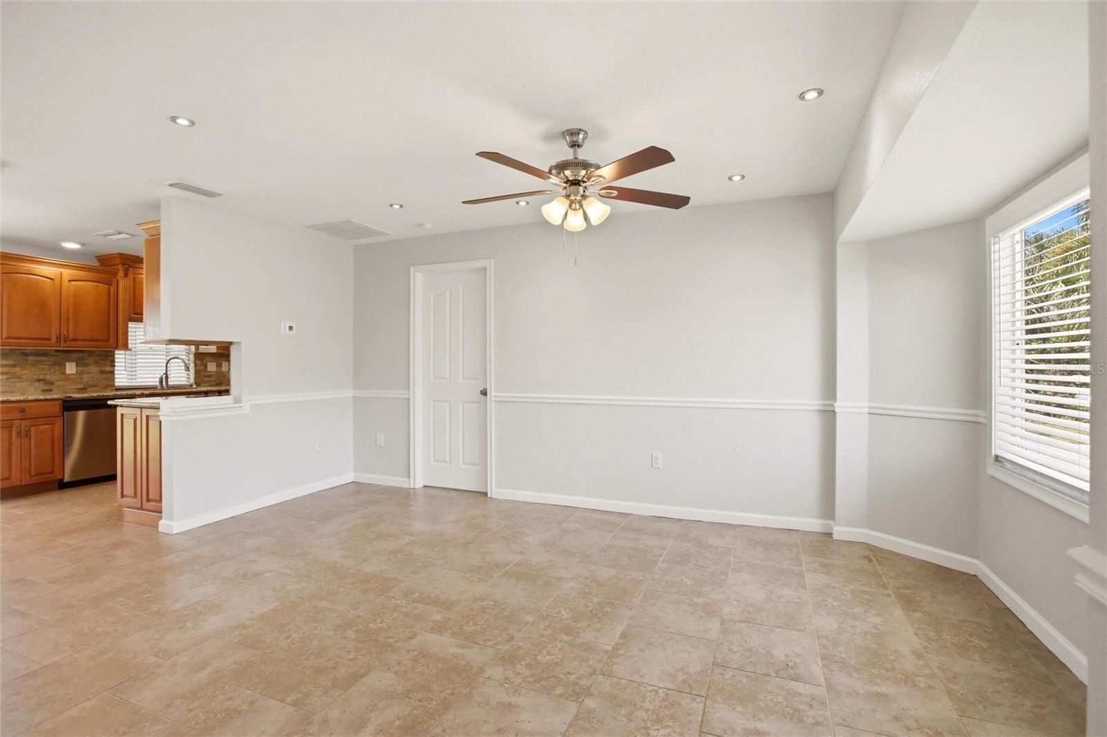 Image 3 of 41 For 4107 Michel Tree Street