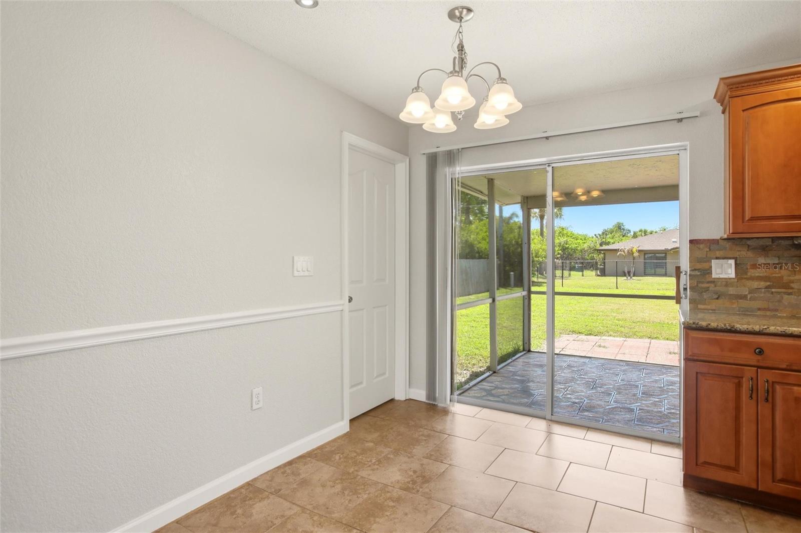 Image 7 of 41 For 4107 Michel Tree Street
