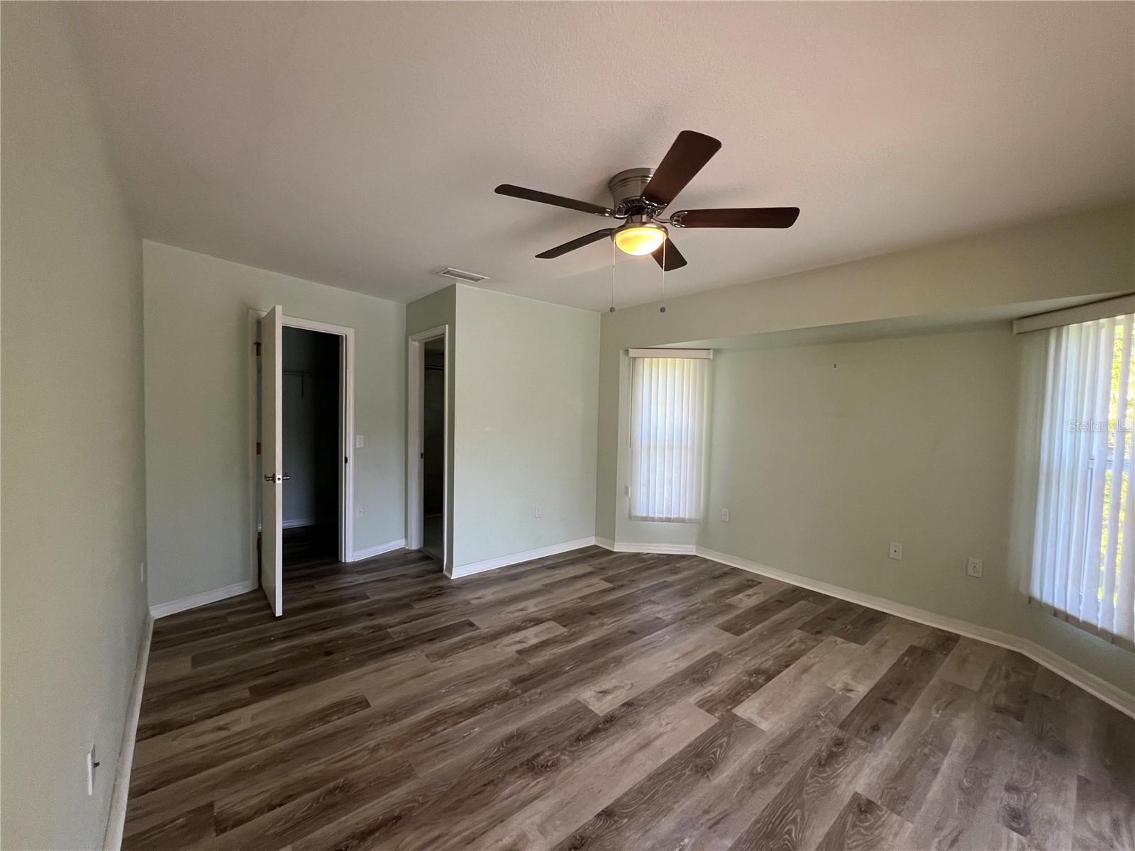 Image 10 of 33 For 285 Millport Street Nw