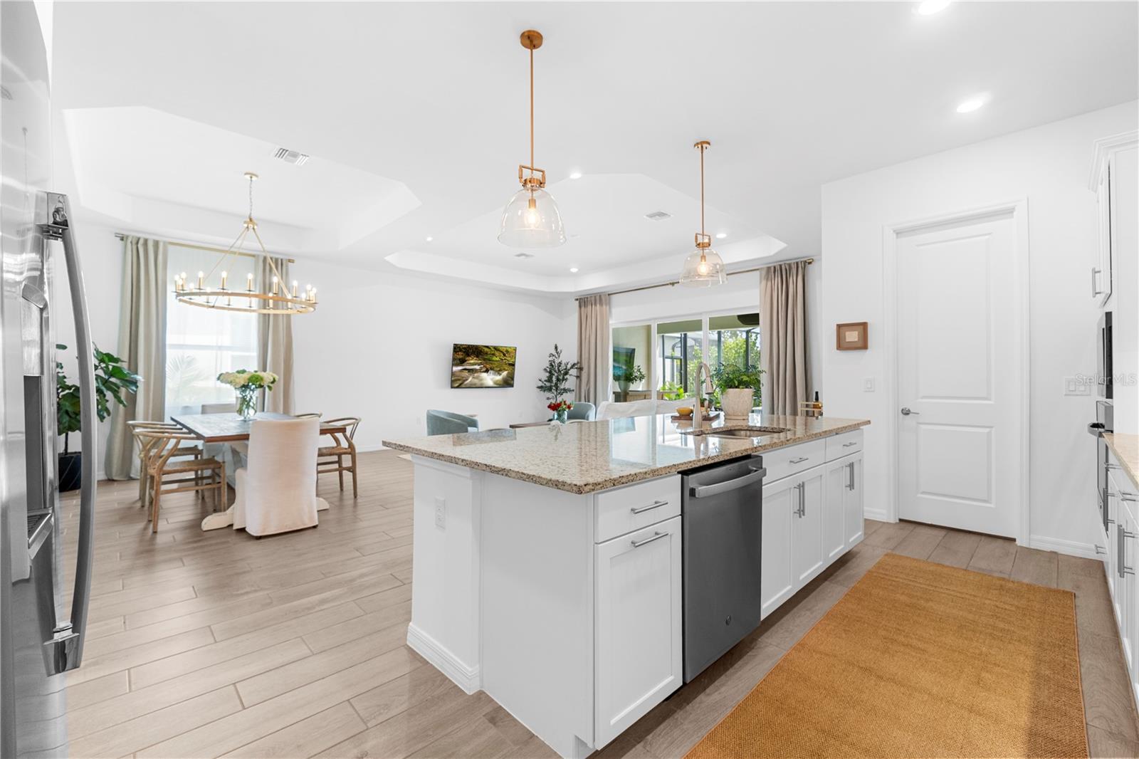 Image 19 of 72 For 15847 Sugar Hill Drive