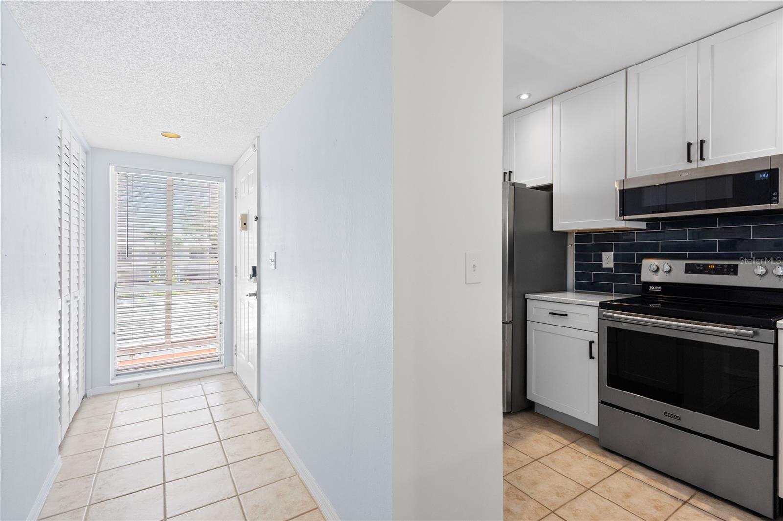 Image 13 of 37 For 436 Cerromar Lane 478