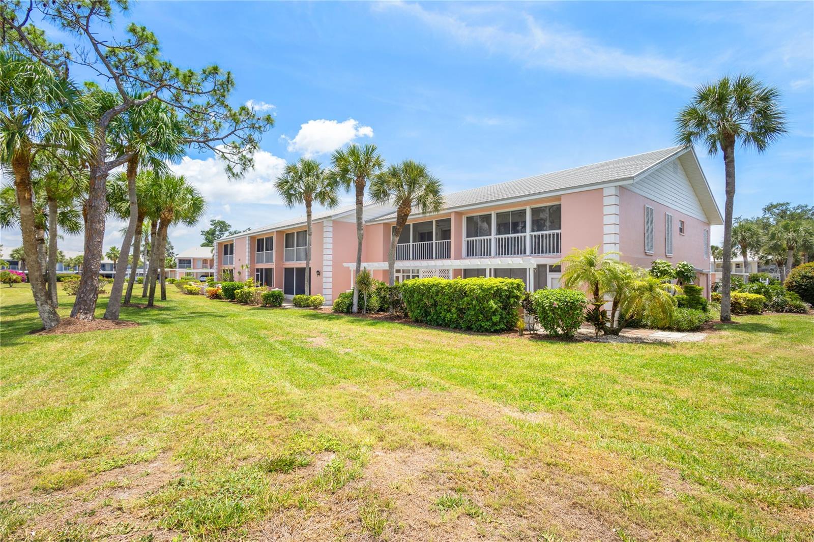 Image 33 of 37 For 436 Cerromar Lane 478