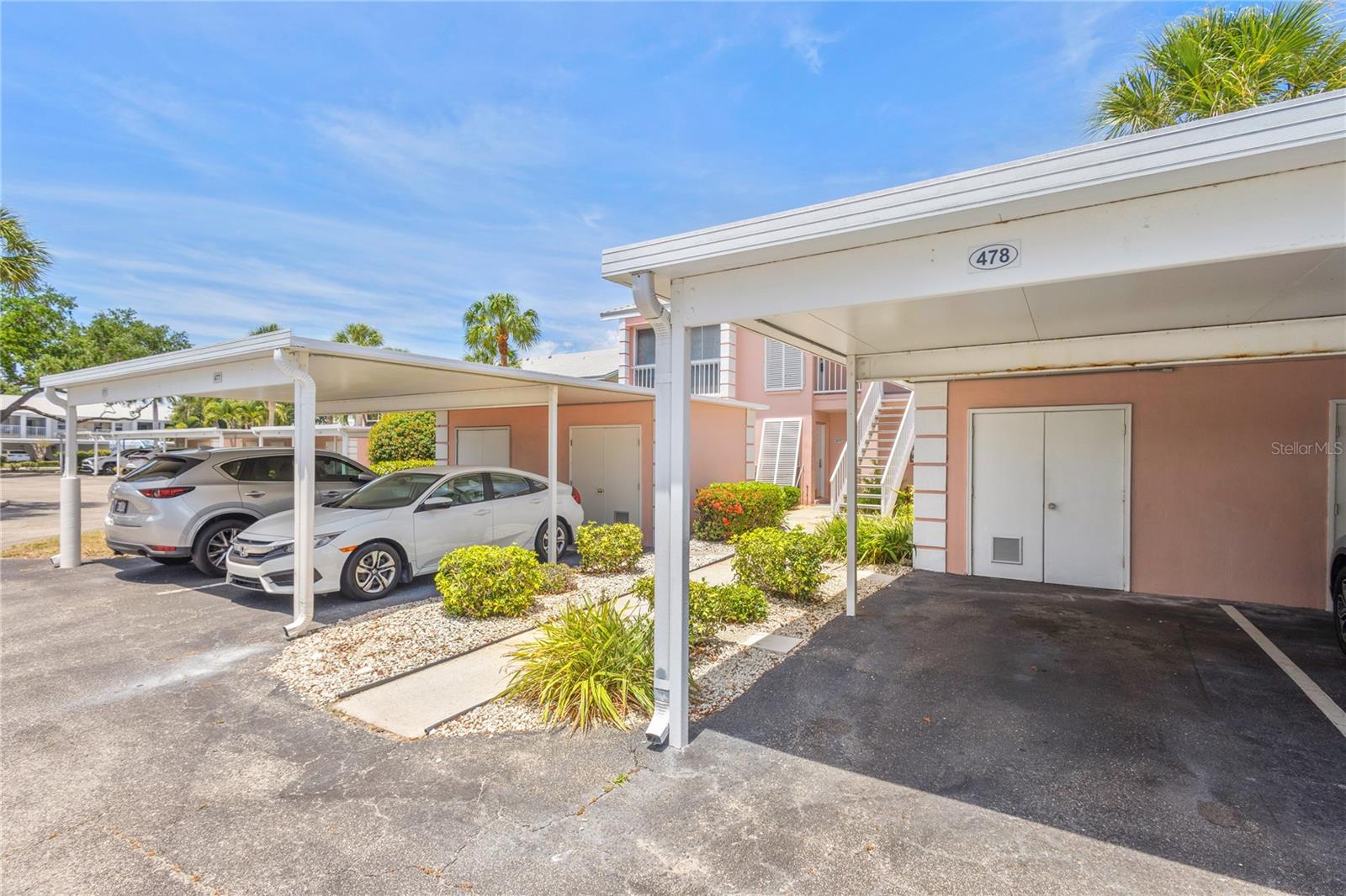 Image 5 of 37 For 436 Cerromar Lane 478