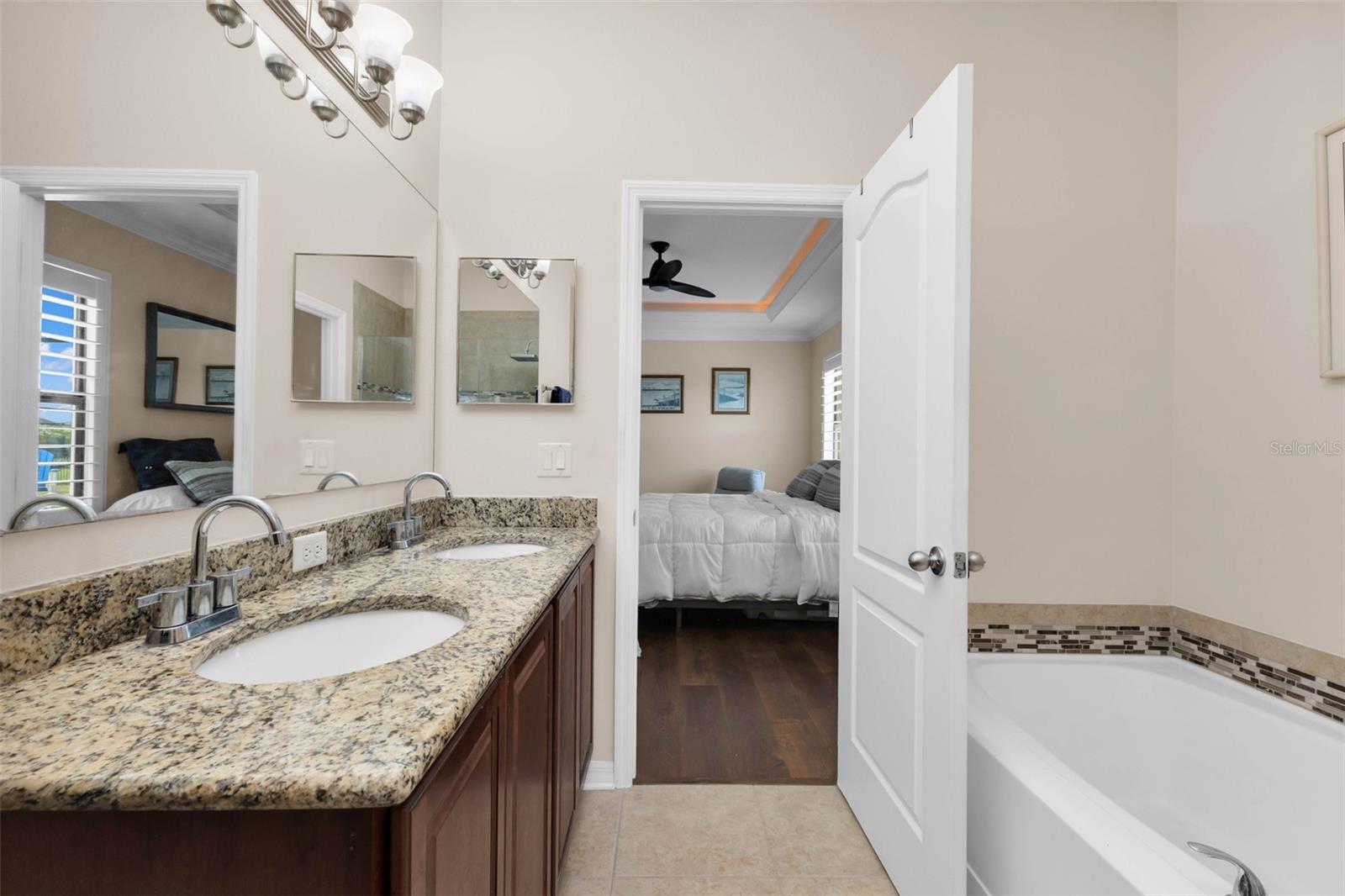 Image 18 of 66 For 4061 River Bank Way