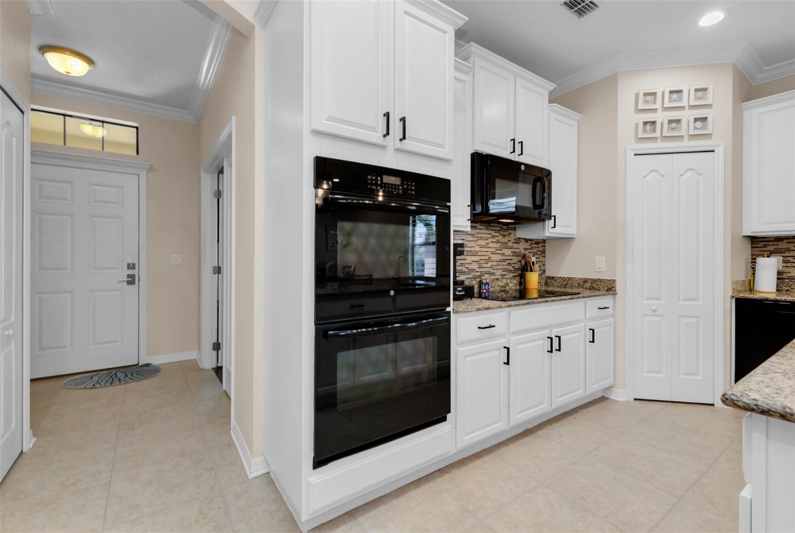 Image 31 of 66 For 4061 River Bank Way
