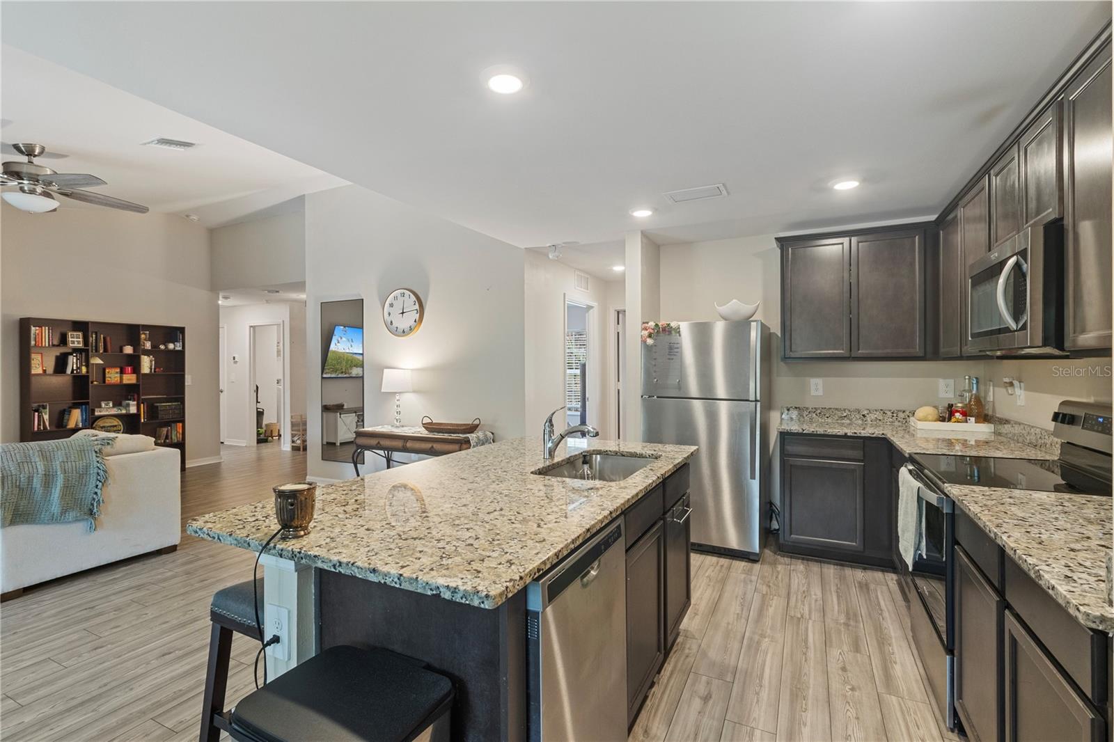 Image 13 of 46 For 3609 Markle Avenue
