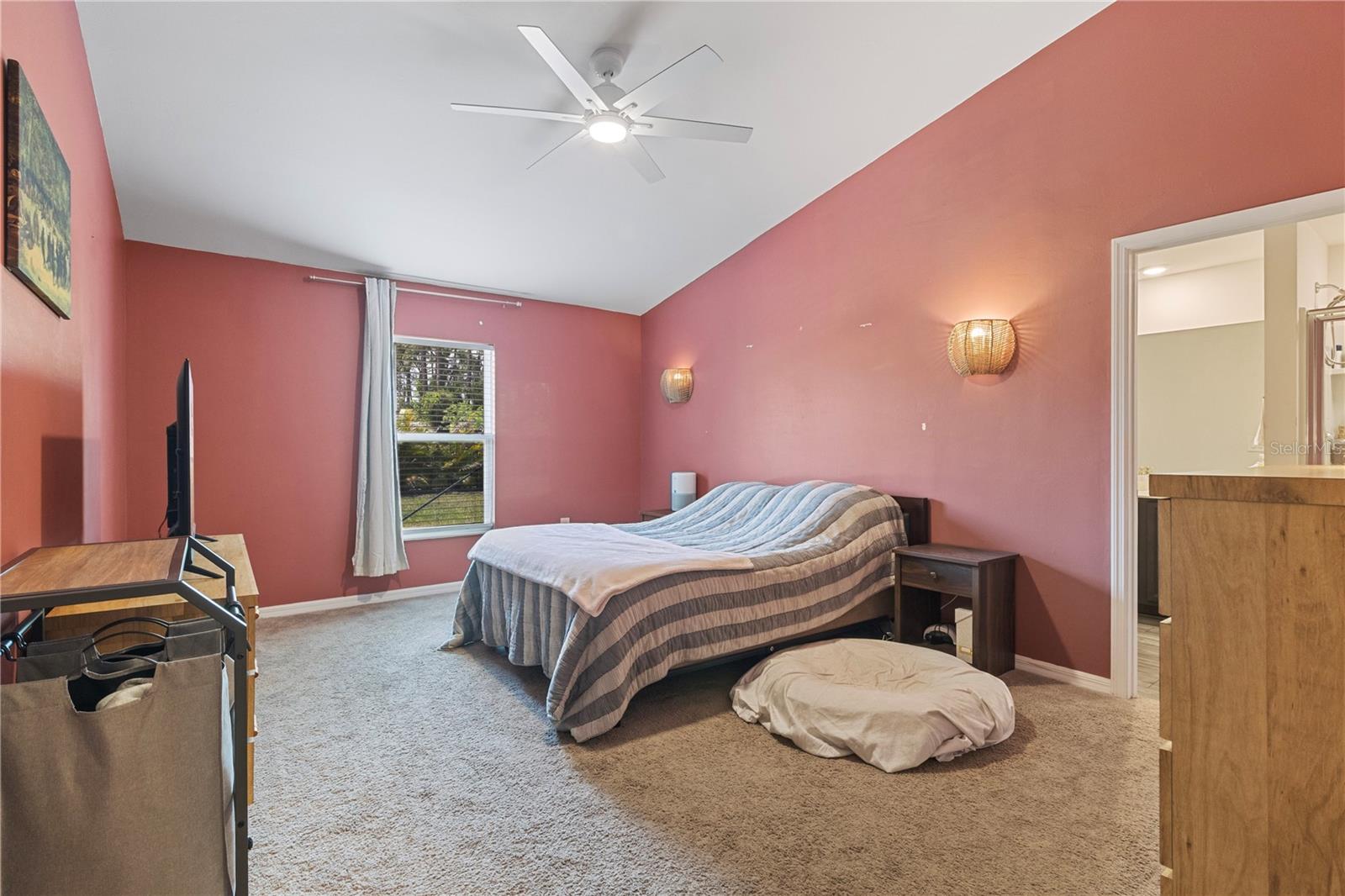 Image 18 of 46 For 3609 Markle Avenue