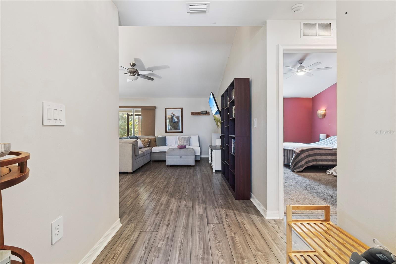 Image 4 of 46 For 3609 Markle Avenue