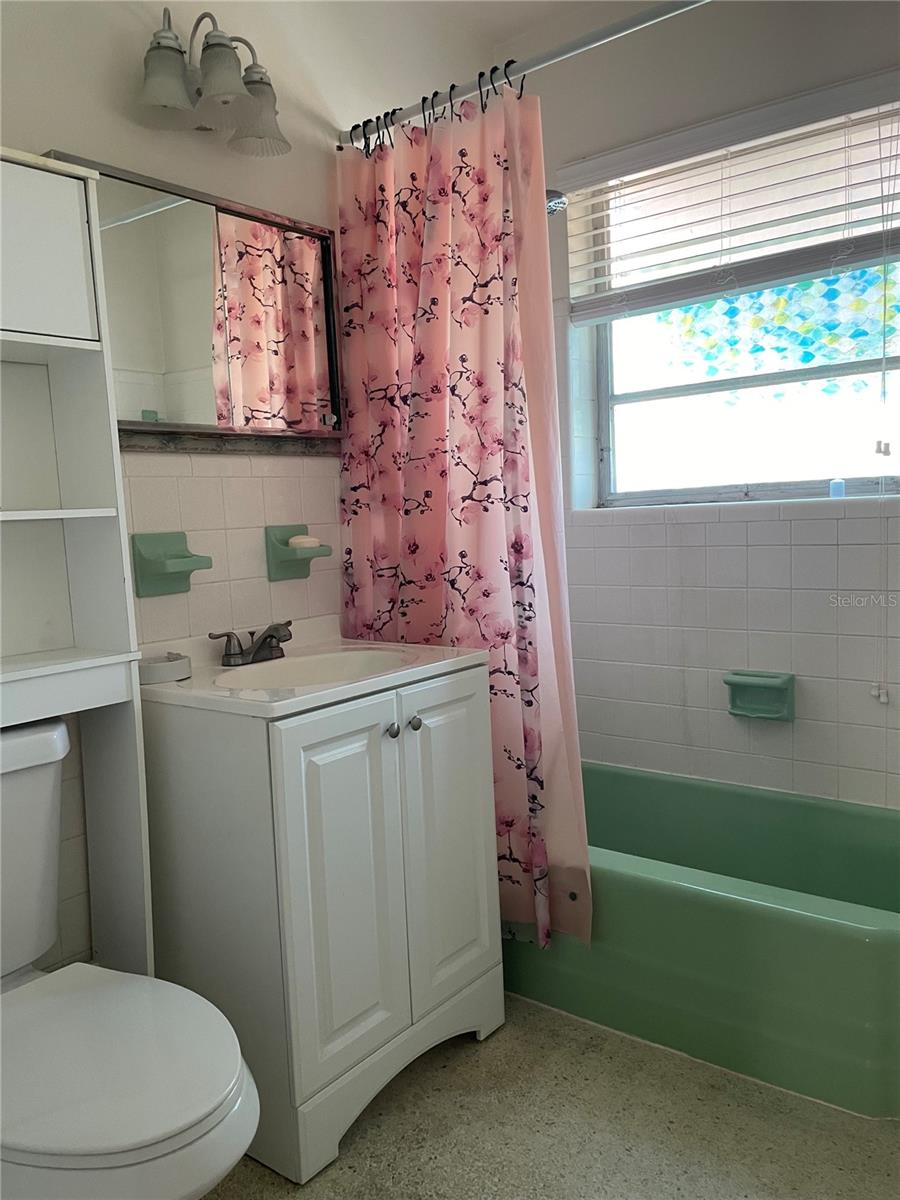 Image 14 of 19 For 2171 Birchcrest Boulevard