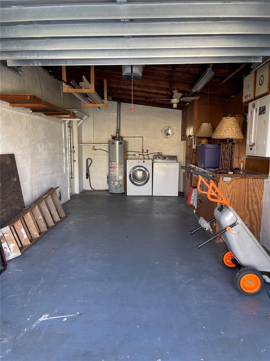 Image 18 of 19 For 2171 Birchcrest Boulevard