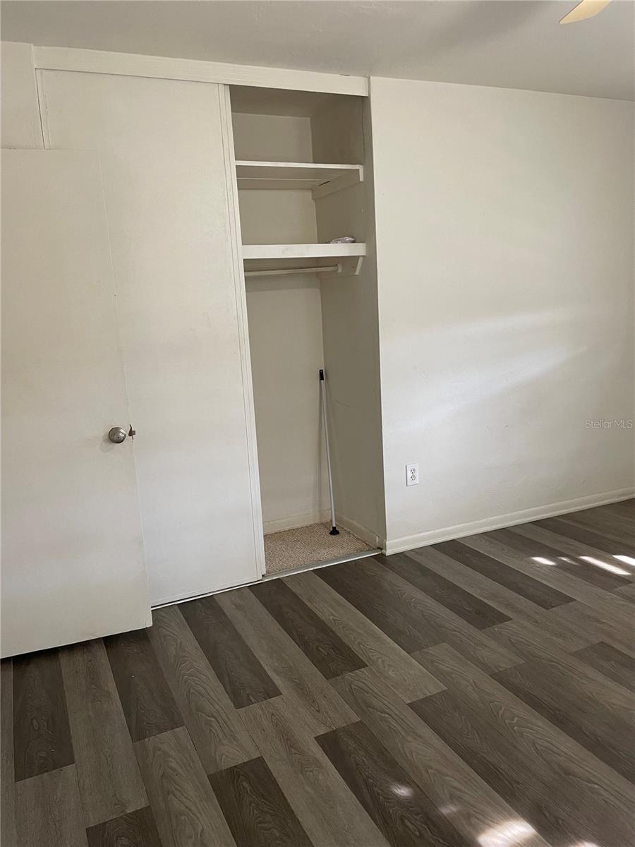Image 8 of 19 For 2171 Birchcrest Boulevard