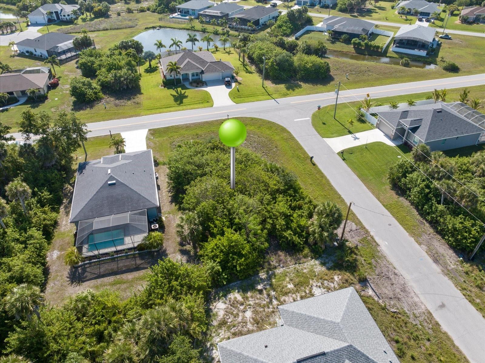 Listing photo id 1 for 255 Indian Creek Drive