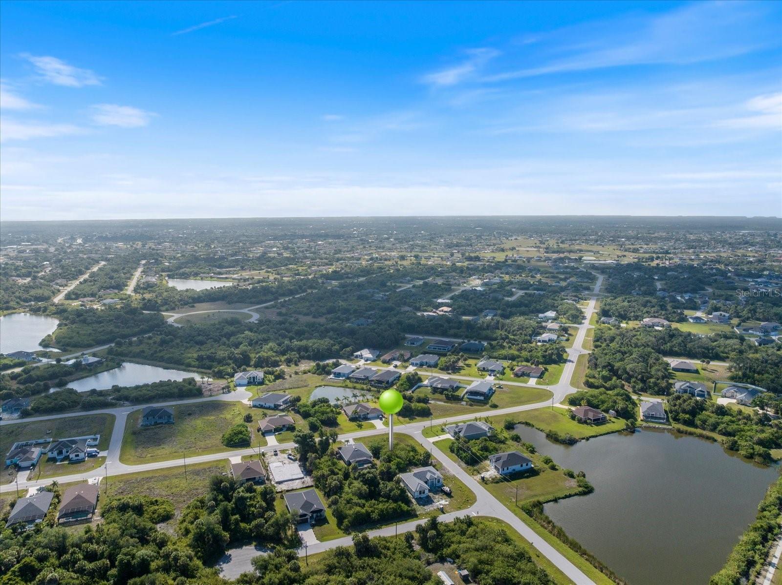 Listing photo id 3 for 255 Indian Creek Drive