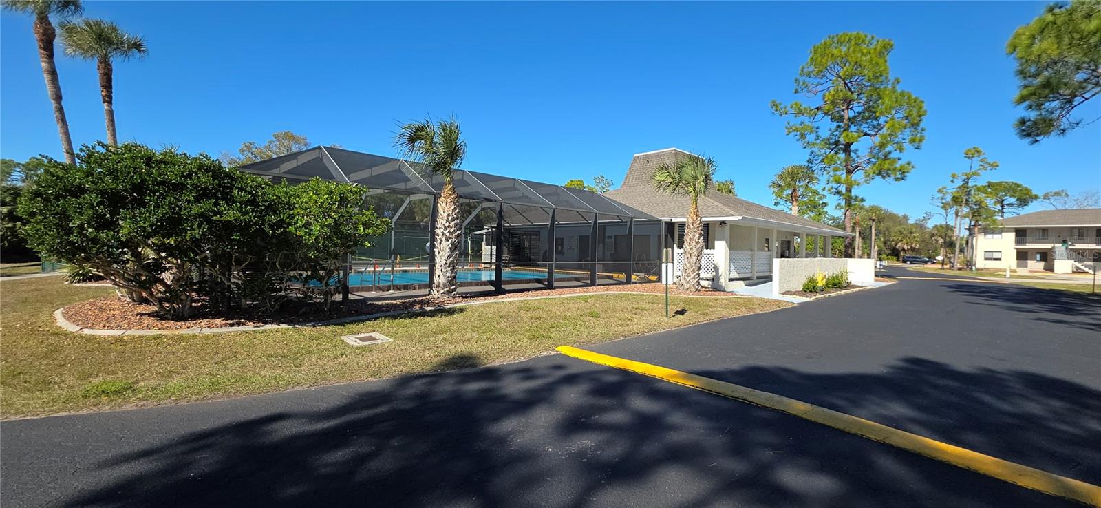 Image 21 of 26 For 22523 Westchester Boulevard 101b