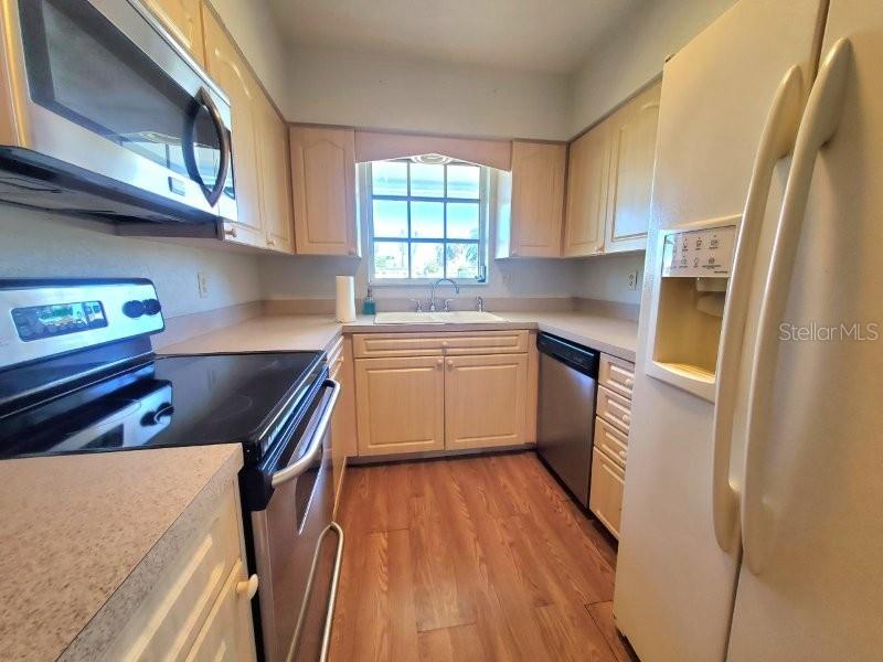 Image 5 of 19 For 2451 Aquilos Court