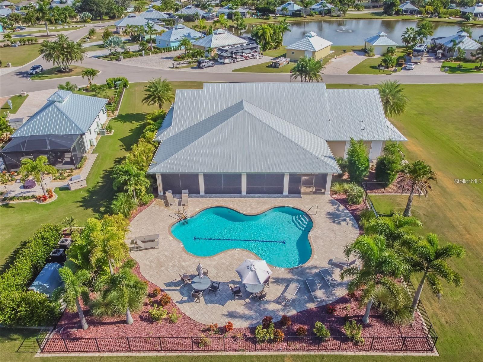 Image 3 of 89 For 8306 Sand Crane Lot 87 Circle
