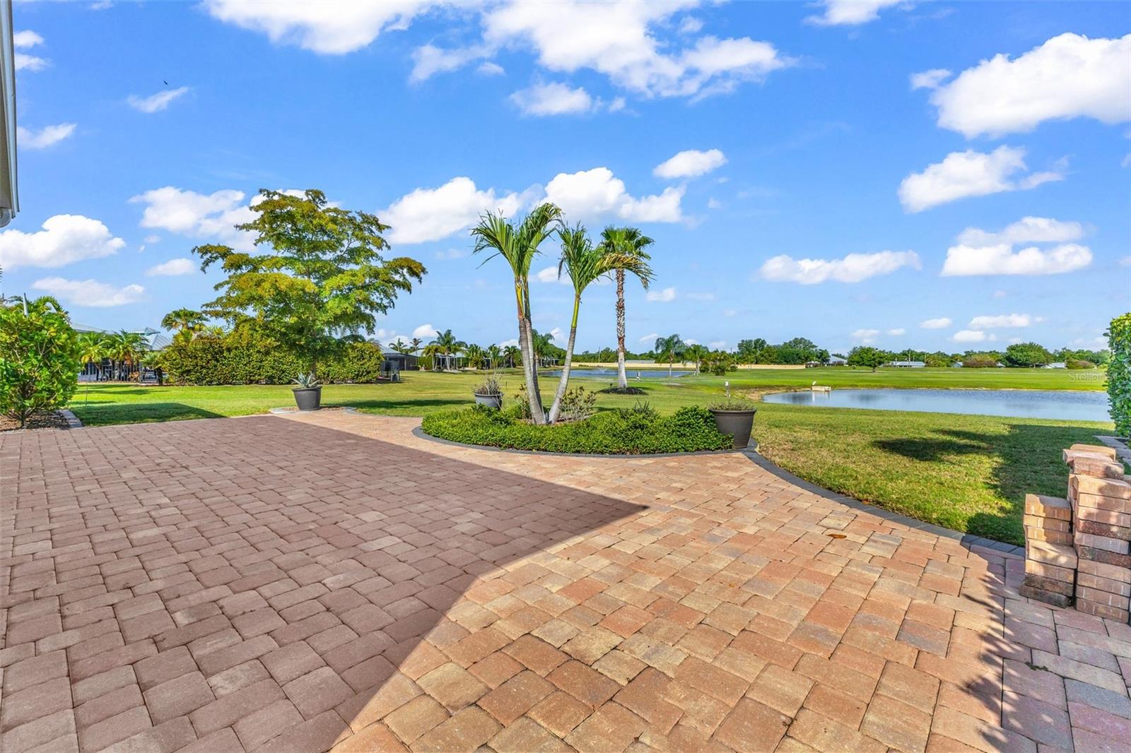 Image 37 of 89 For 8306 Sand Crane Lot 87 Circle
