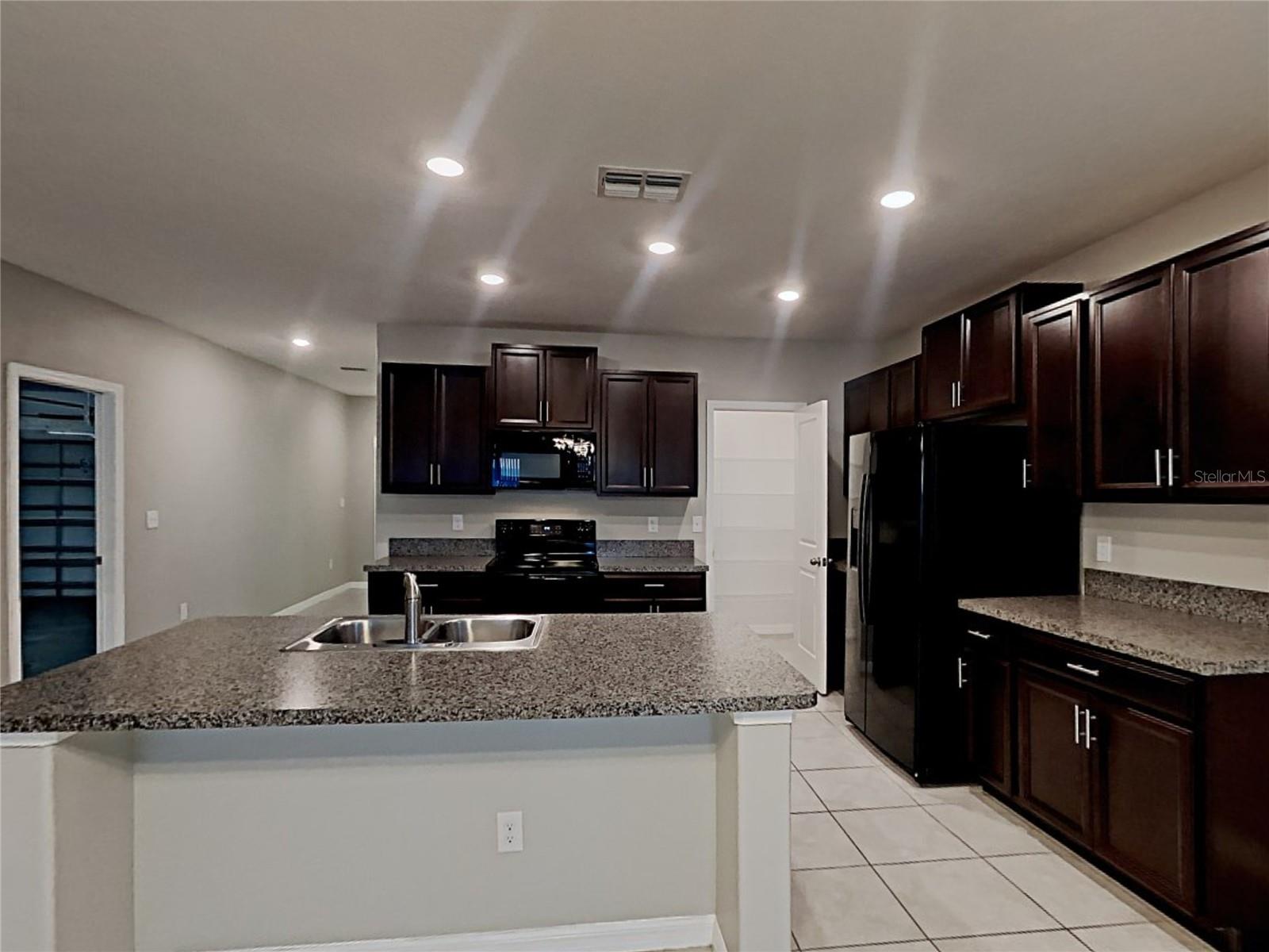 Image 6 of 35 For 4436 Eternal Prince Drive