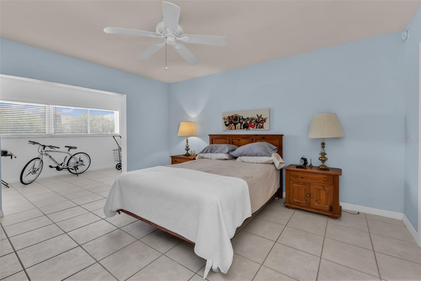Image 14 of 29 For 3100 Harbor Boulevard 203