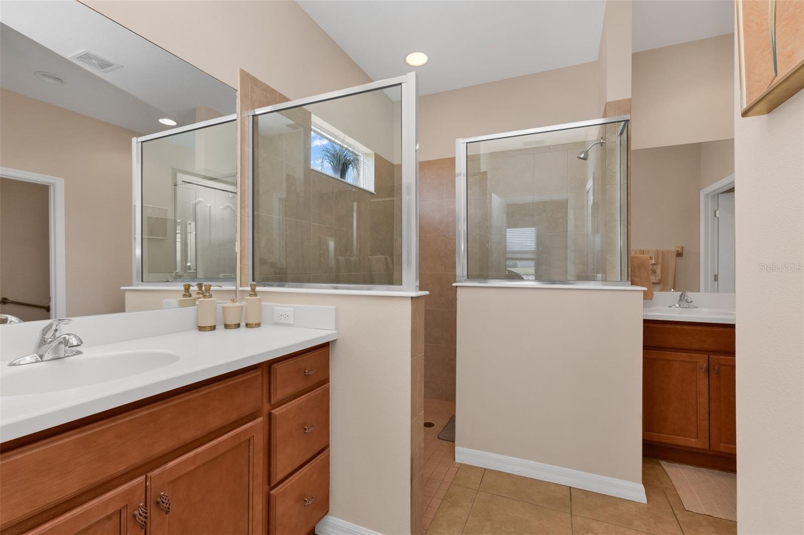Image 18 of 42 For 1710 Sunderland Drive