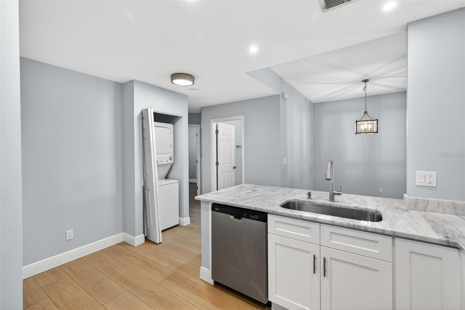 Image 10 of 34 For 4109 Bellasol Circle 1113
