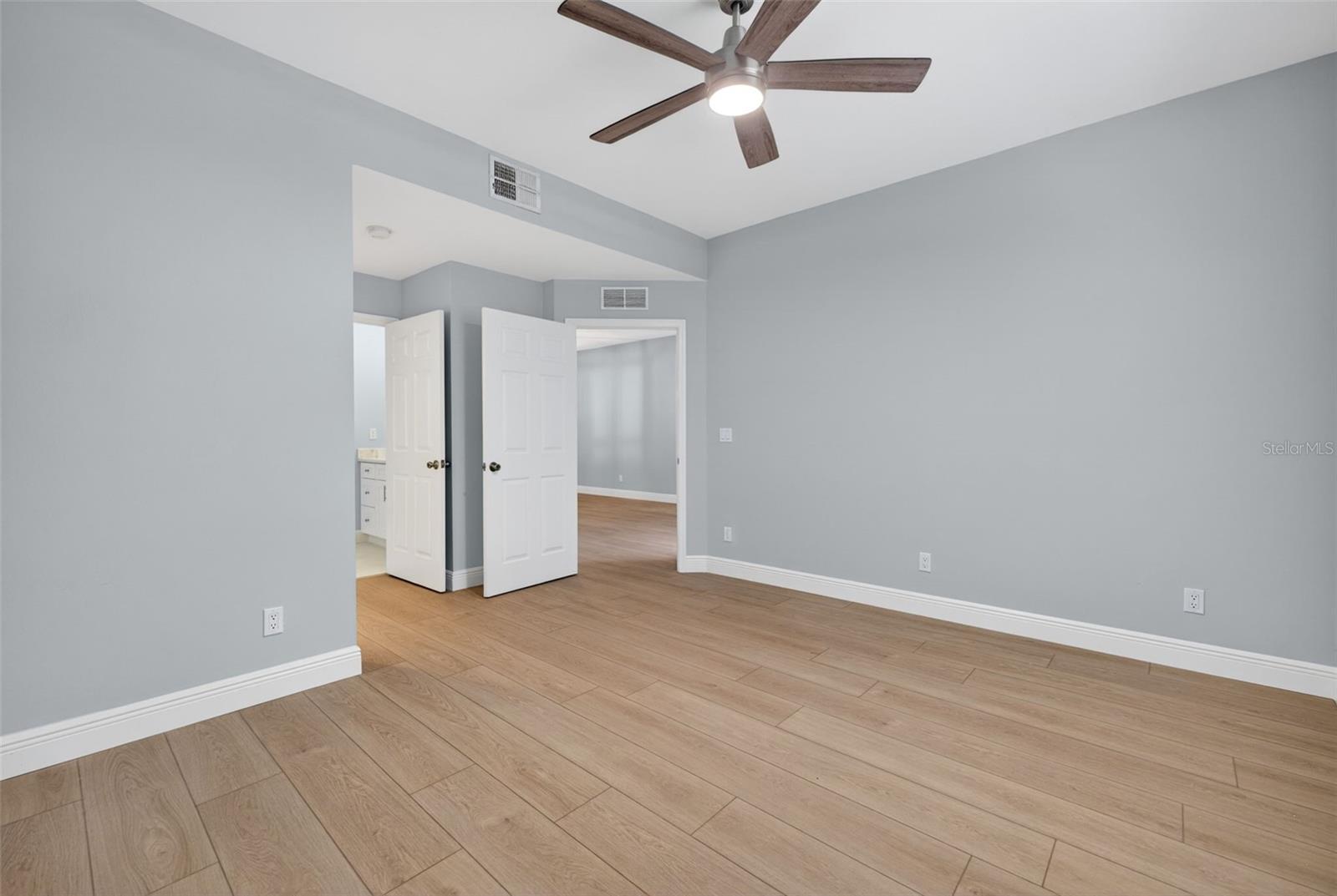 Image 13 of 34 For 4109 Bellasol Circle 1113