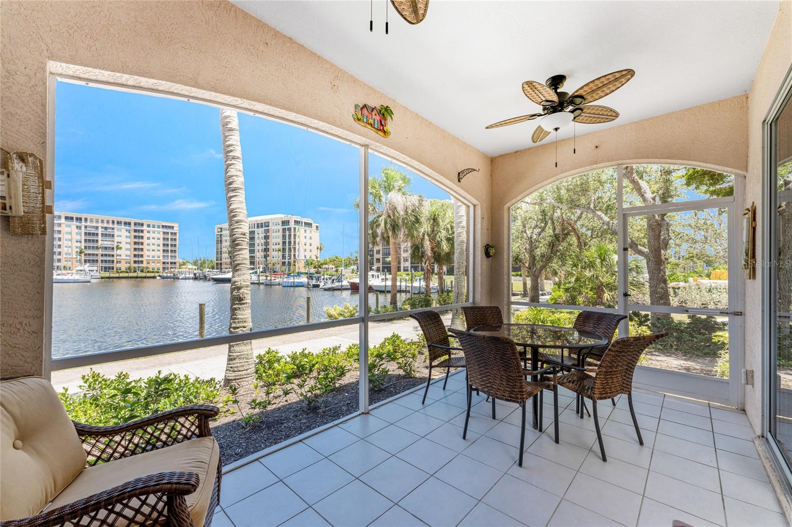 Image 23 of 61 For 3485 Sunset Key Circle 101