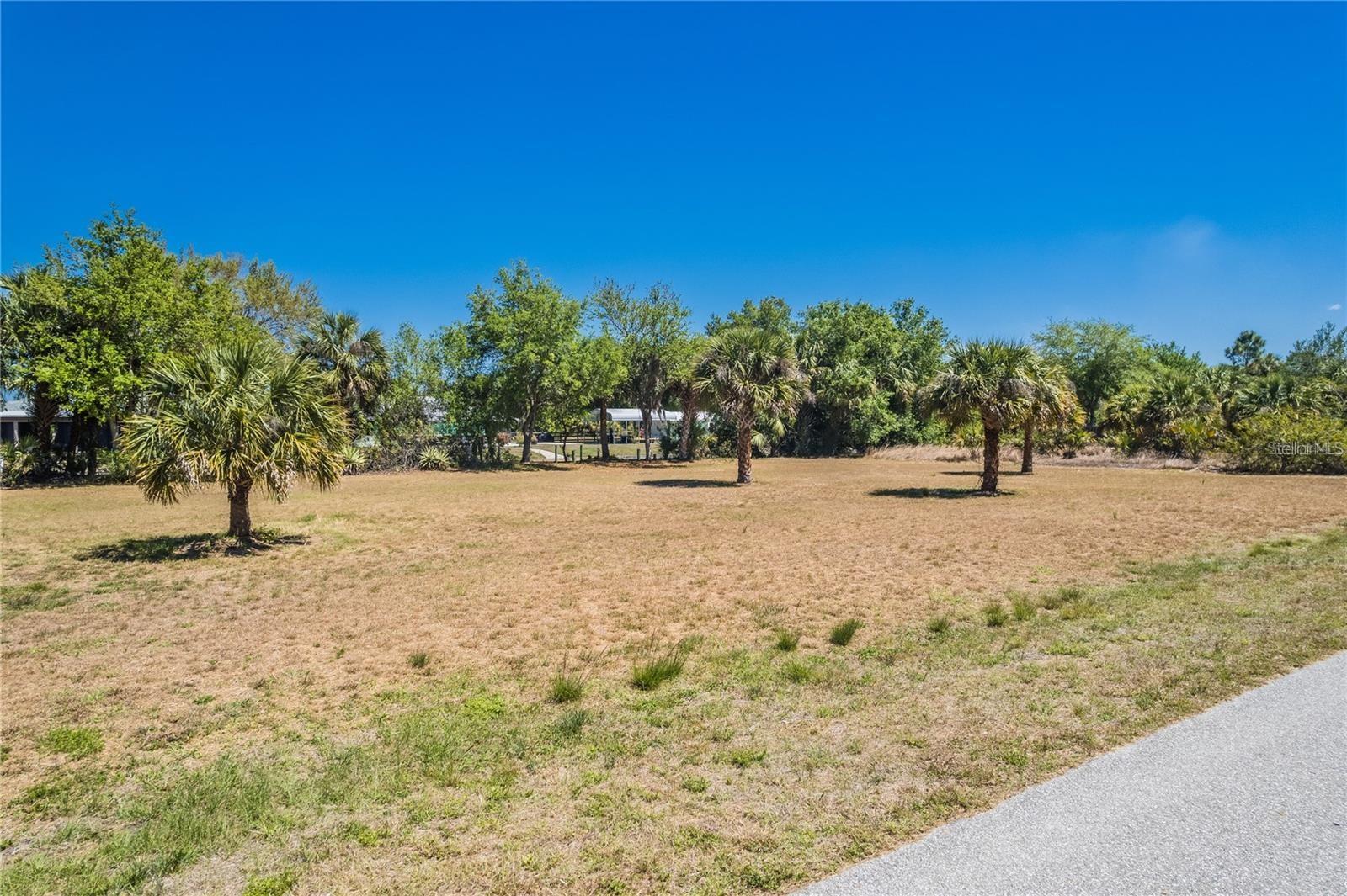 Image 8 of 16 For 28426 & 28434 Royal Palm Drive