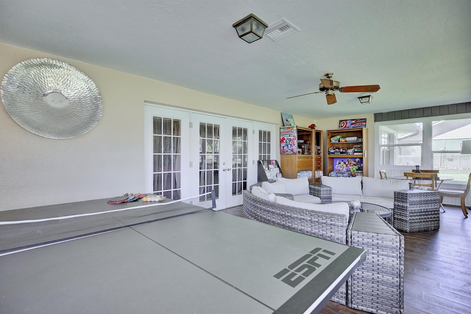 Image 8 of 31 For 3601 Divot Road