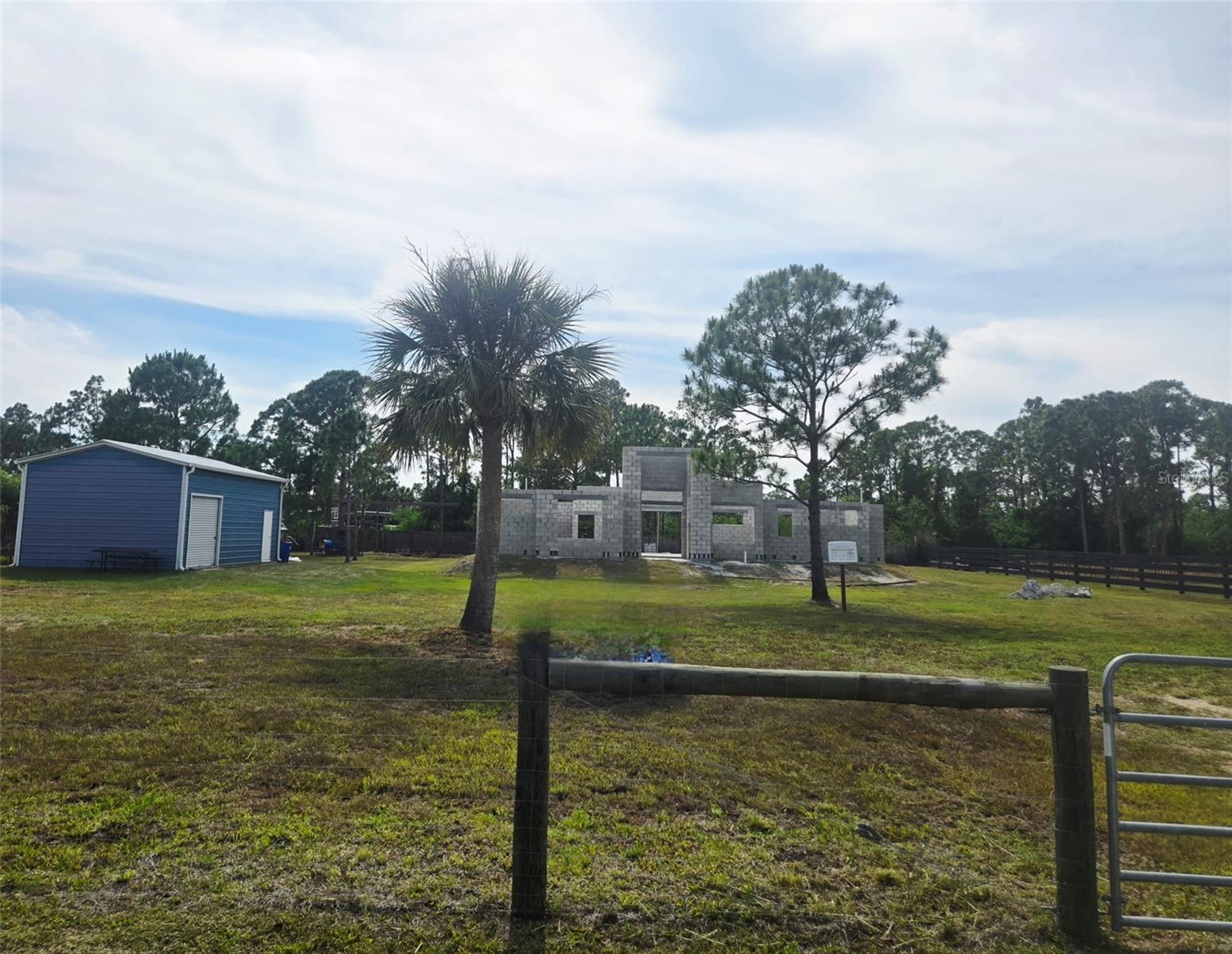Image 5 of 5 For 7441 Strasse Boulevard