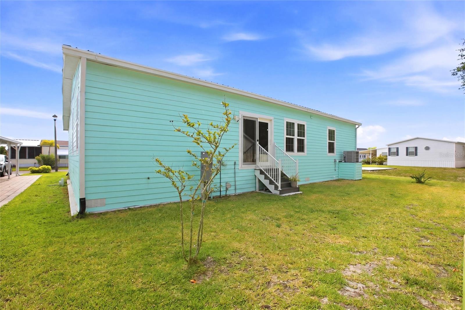 Image 38 of 41 For 4378 Manatee Loop 19a