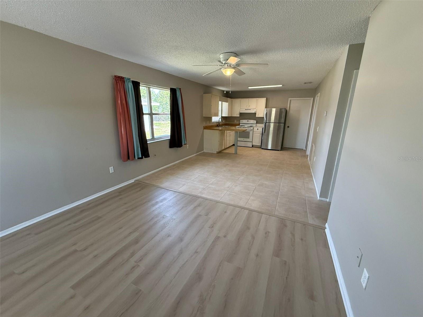 Image 11 of 12 For 11081 Pendleton Avenue A