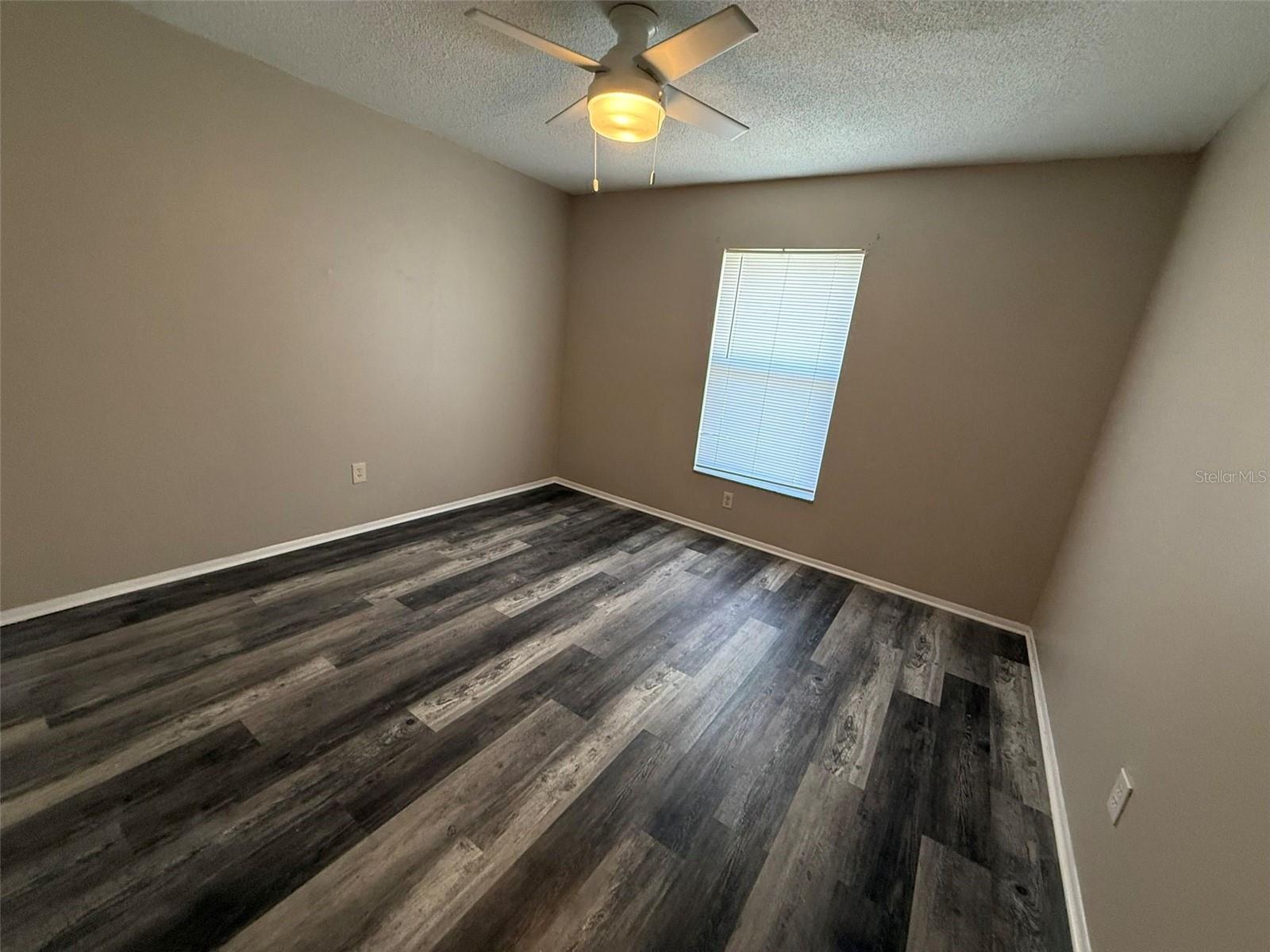 Image 8 of 12 For 11081 Pendleton Avenue A