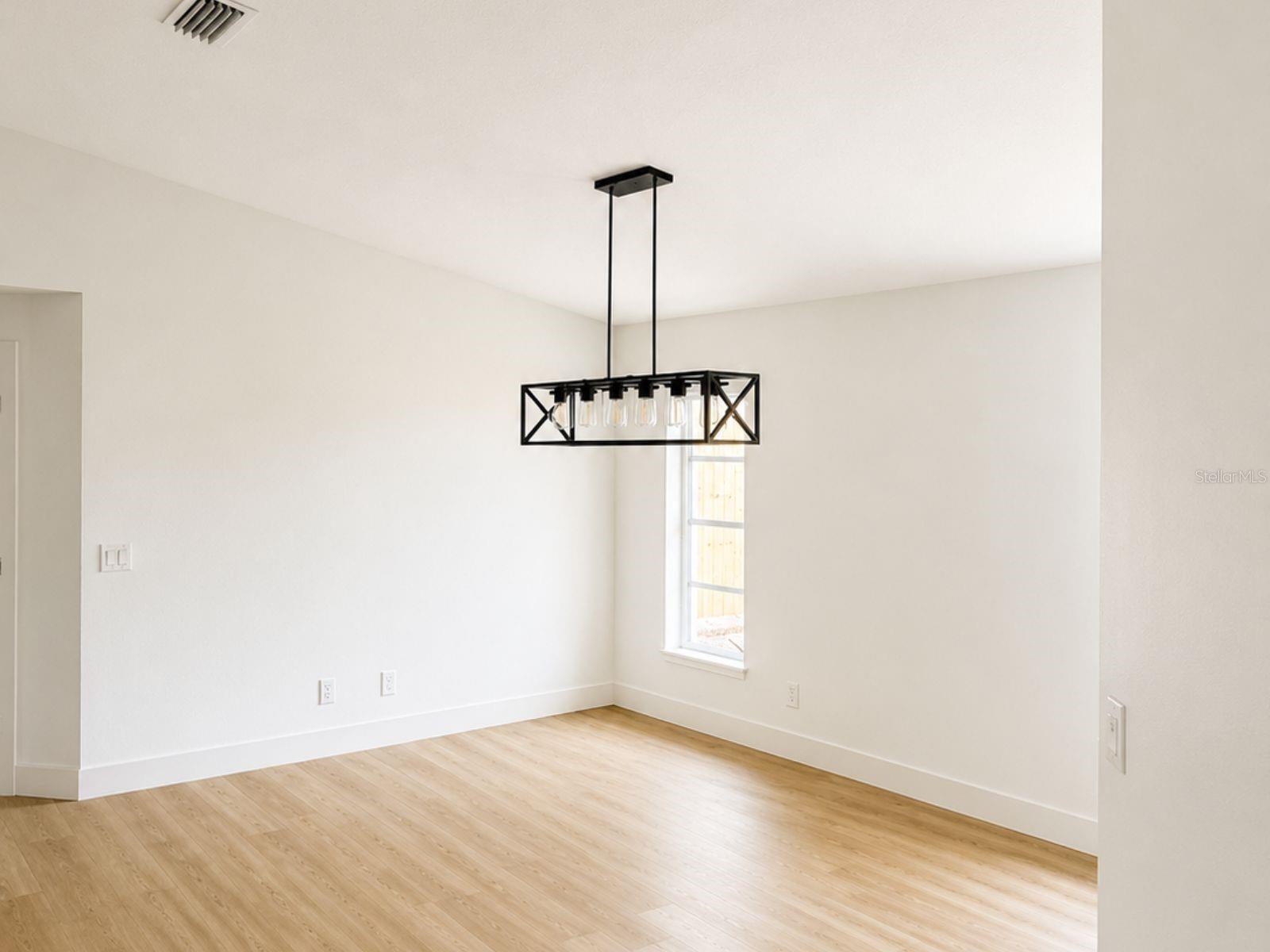 Image 11 of 35 For 1310 Jefferson Drive
