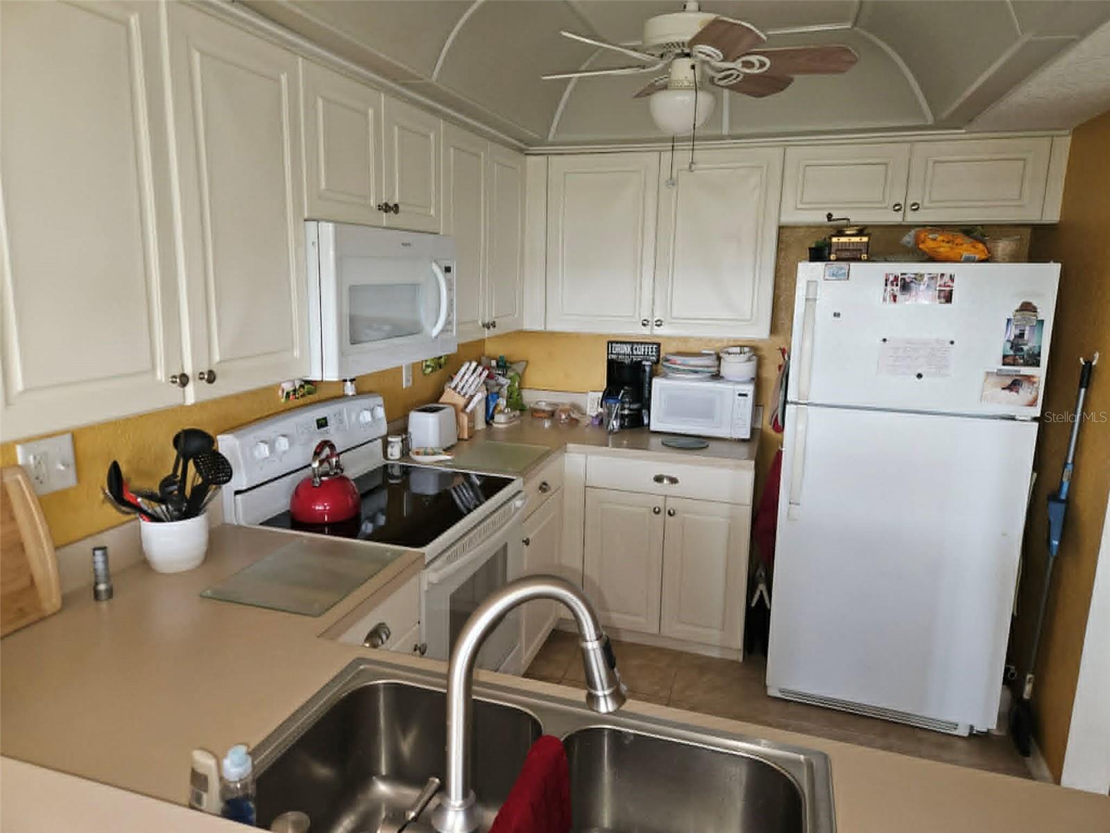 Image 4 of 24 For 23465 Harborview Road 245