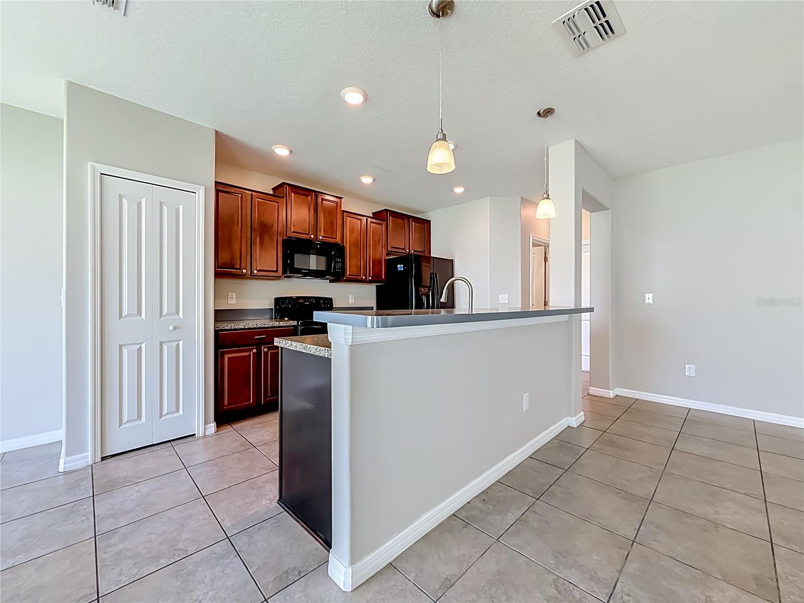 Image 13 of 59 For 7405 Evening Primrose Court
