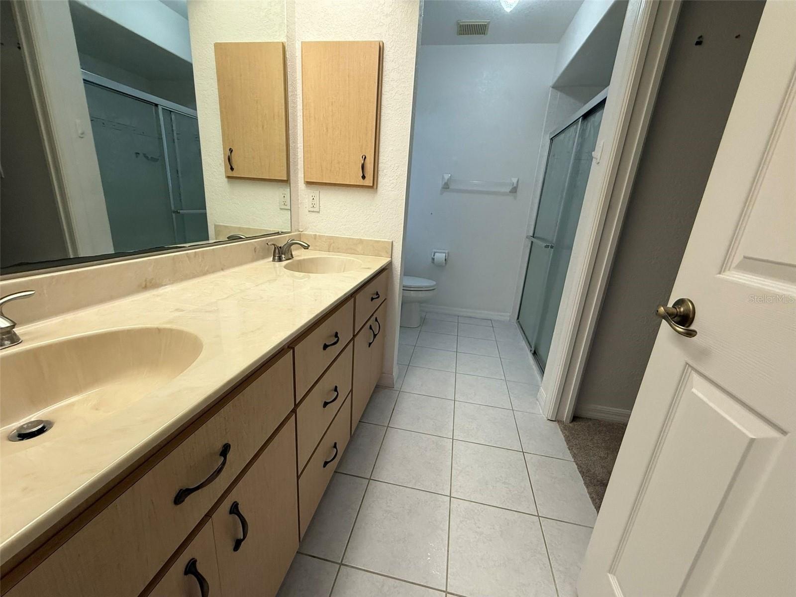 Image 12 of 19 For 27097 Paratins Dr