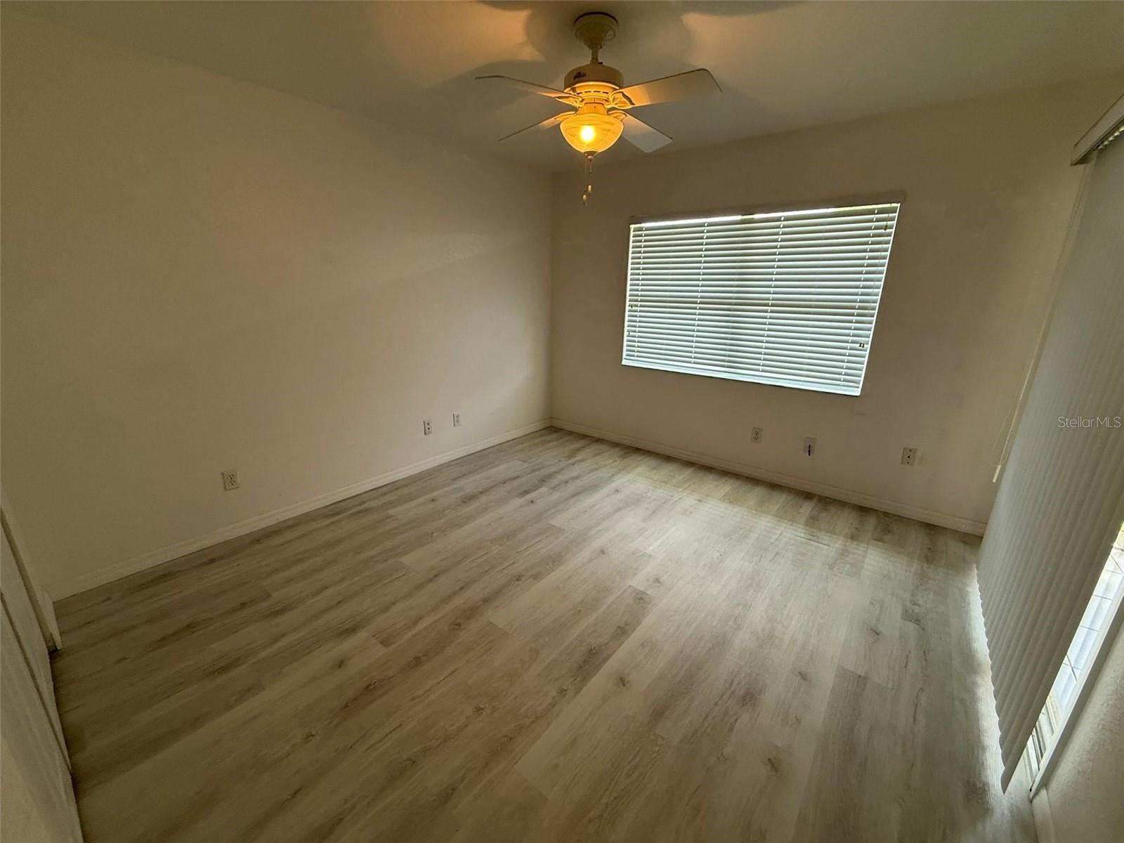 Image 17 of 19 For 27097 Paratins Dr