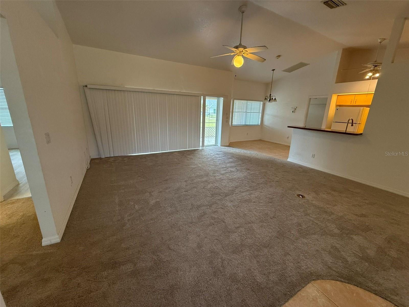 Image 8 of 19 For 27097 Paratins Dr