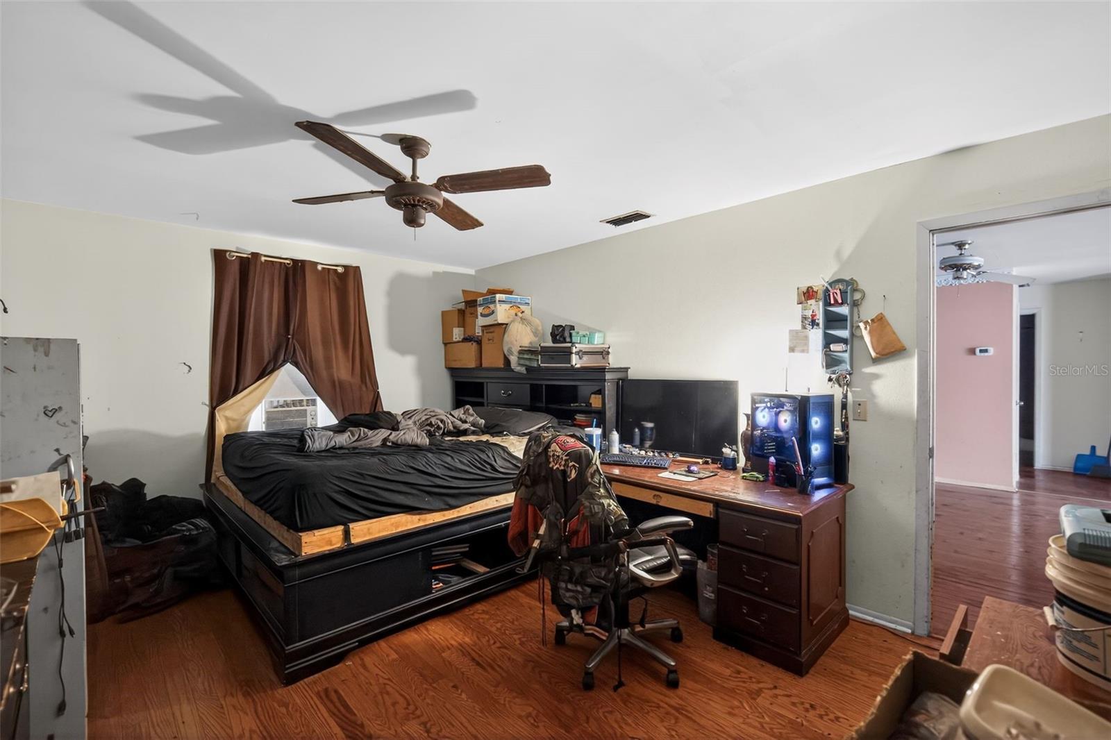 Image 11 of 30 For 7322 Landover Drive